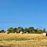 Vakantiehuis Le Hameau Des Pres-verts, Un Sejour Detente Et Bien Etre Pour Les Amoureux De La Nature Au Coeur Du Pays D'auge, En Normandie Les Champeaux